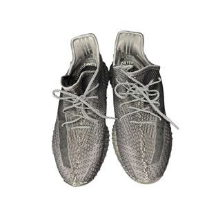 Adidas Men's Yeezy Boost 350 V2 Black Non Reflective Size 11.5